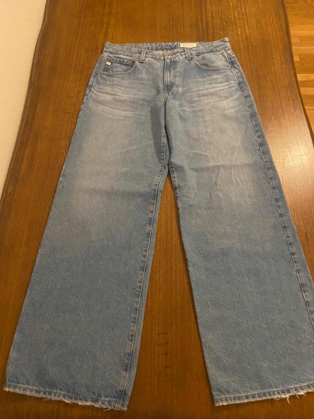 AG Adria Low Rise Wide Leg Jeans in Great Shape 30 (Size 10) - $40